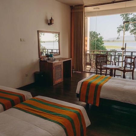 טיסמהרמה Yala Oga Reach Hotel מראה חיצוני תמונה