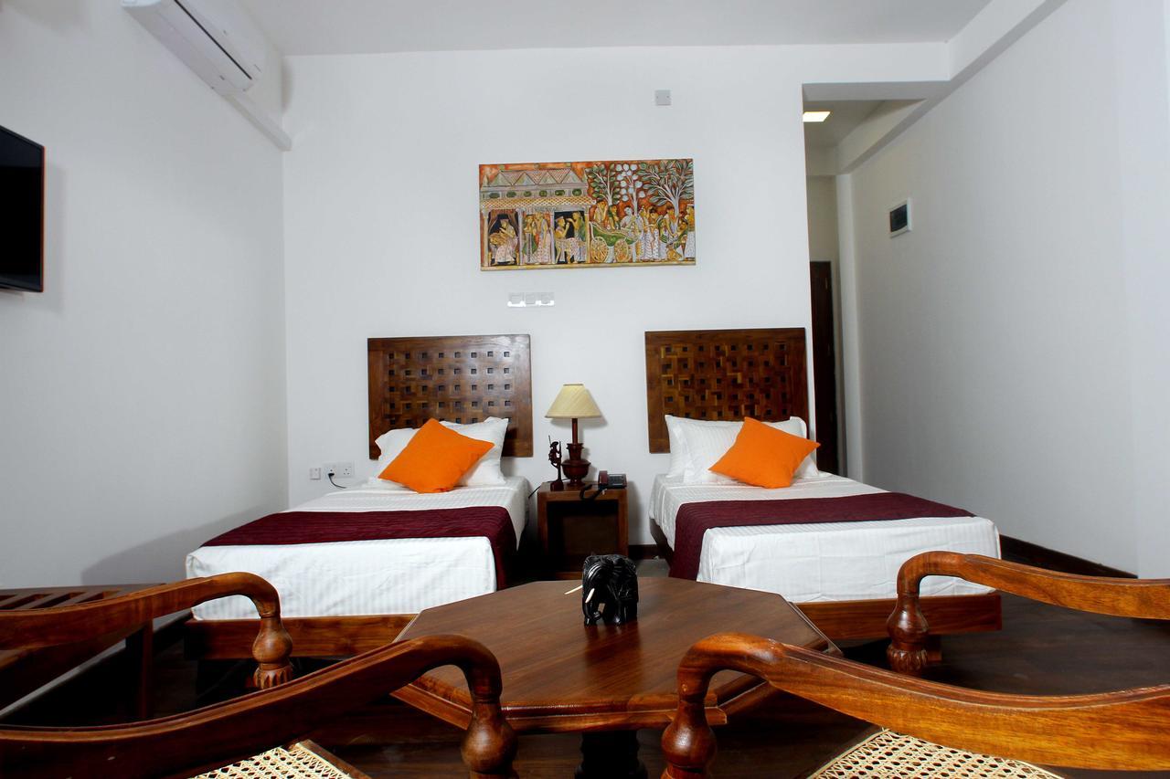 טיסמהרמה Yala Oga Reach Hotel מראה חיצוני תמונה