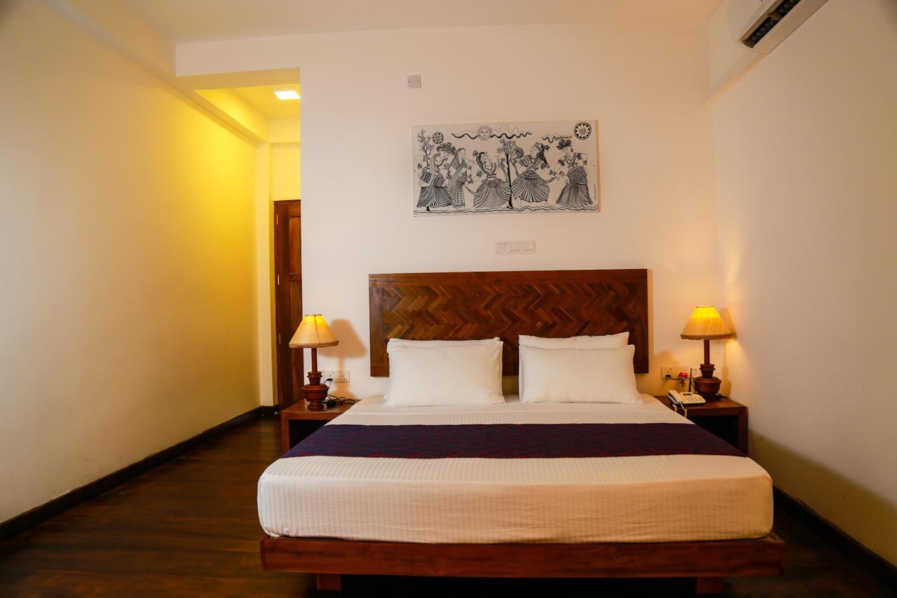 טיסמהרמה Yala Oga Reach Hotel מראה חיצוני תמונה