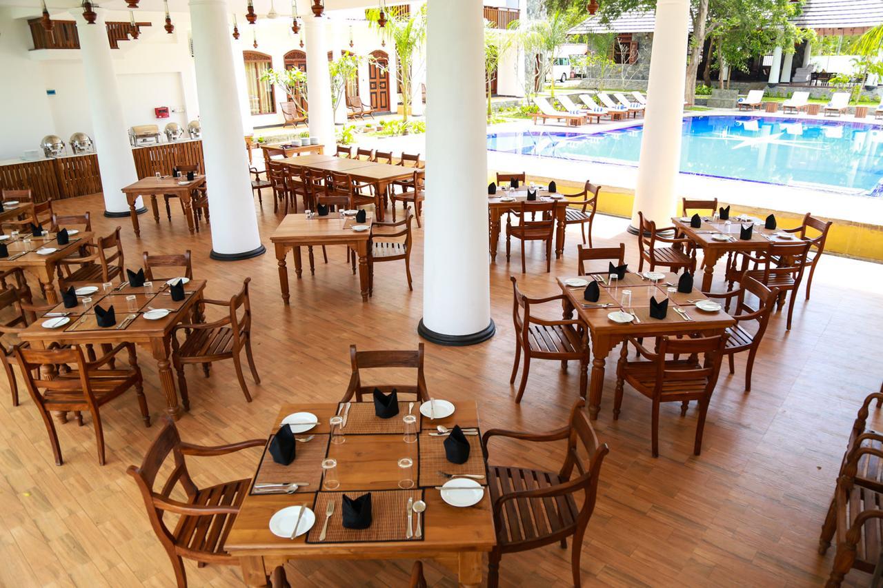 טיסמהרמה Yala Oga Reach Hotel מראה חיצוני תמונה