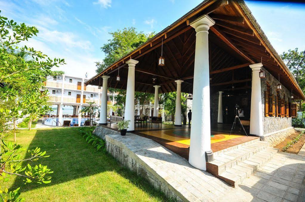 טיסמהרמה Yala Oga Reach Hotel מראה חיצוני תמונה