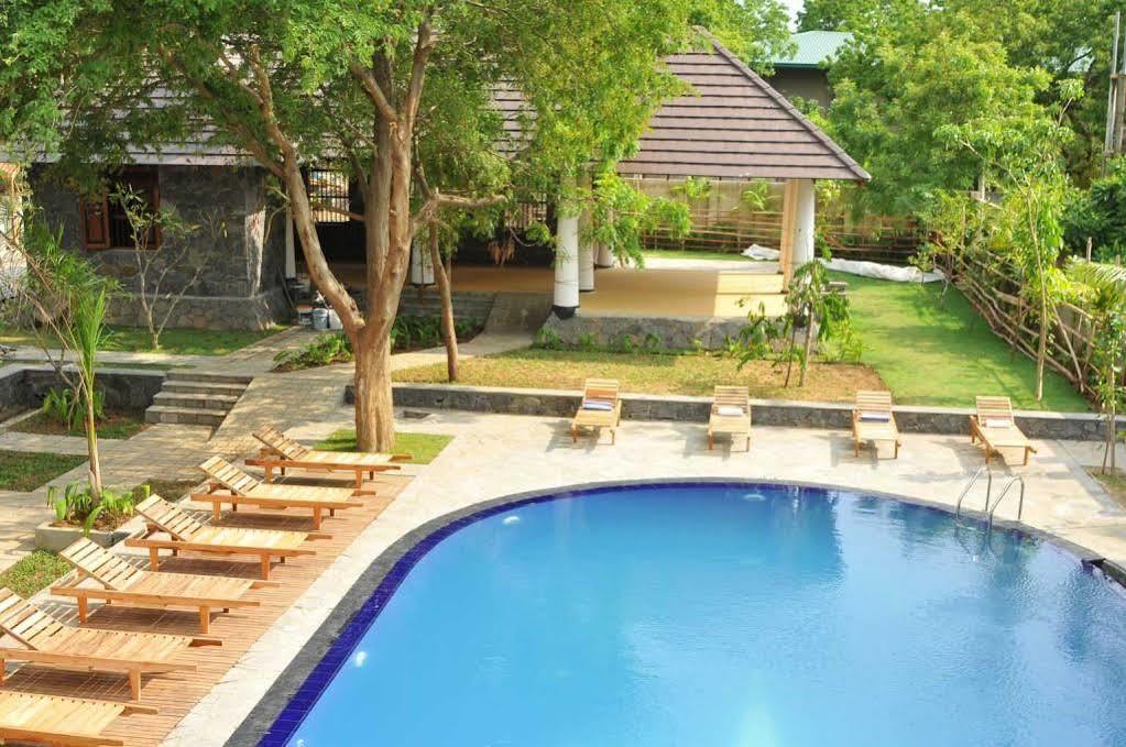 טיסמהרמה Yala Oga Reach Hotel מראה חיצוני תמונה